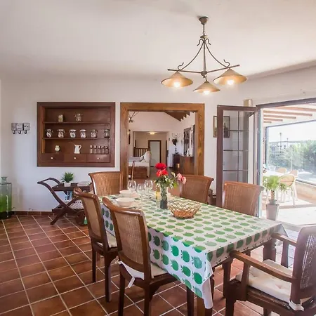 Casa Mar De Lava 別荘